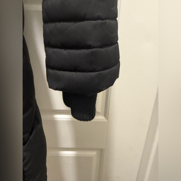 Noize. Gigi Vegan Faux Fur Trim Quilted Parka. Black. Size XS. - Picture 8 of 14